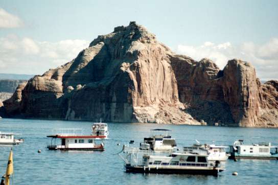 �n�E�X�{�[�g