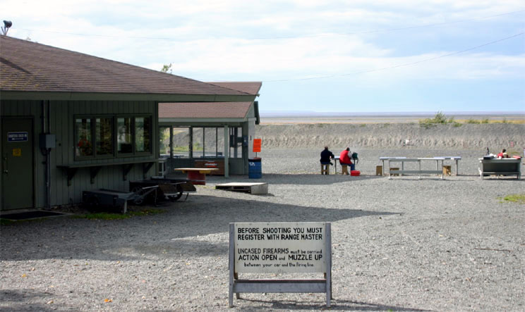 ���r�b�g�N���[�N�ˌ���