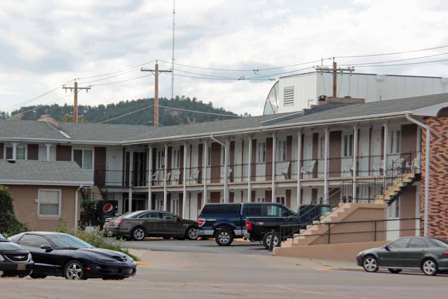 �^�E���n�E�X���[�e��