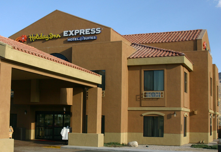 ホリデイインエクスプレス