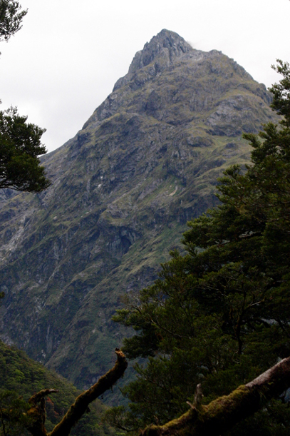 ���[�g�o�[���g���b�N����̃N���X�e�B�[�i�R