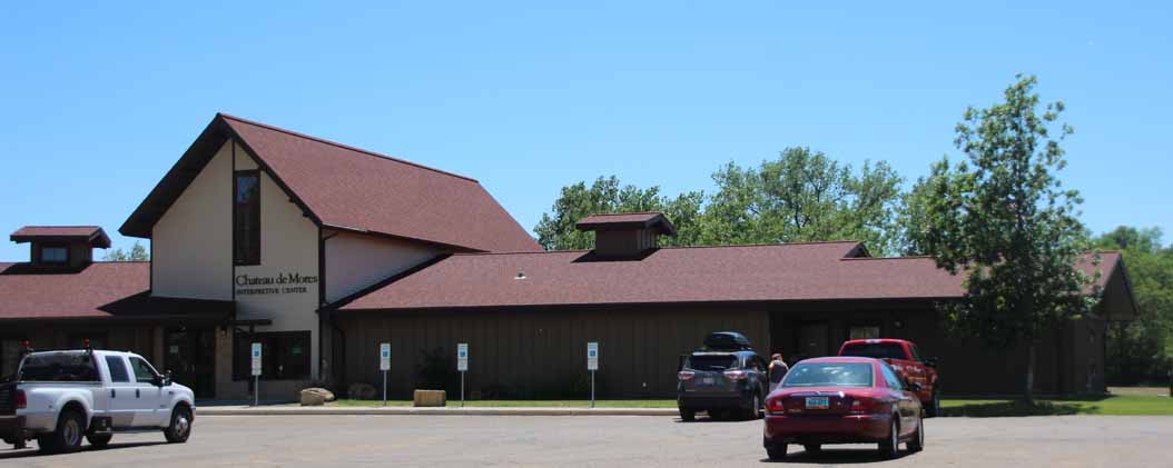 DeMores�̏�ē��Z���^�[