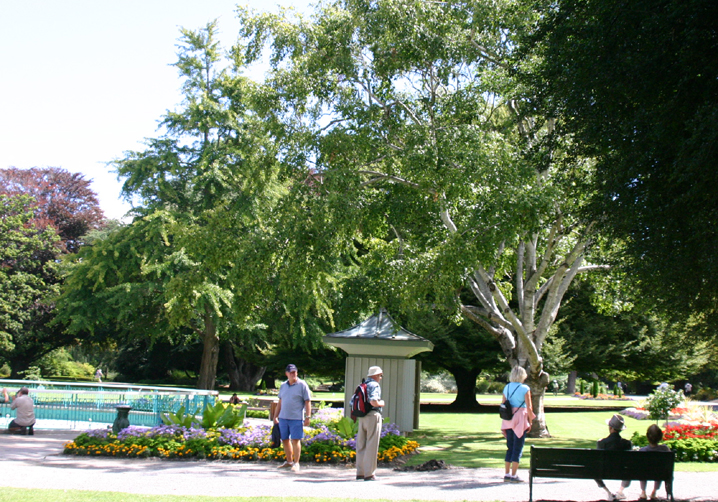 �N���C�X�g�`���[�`�A����