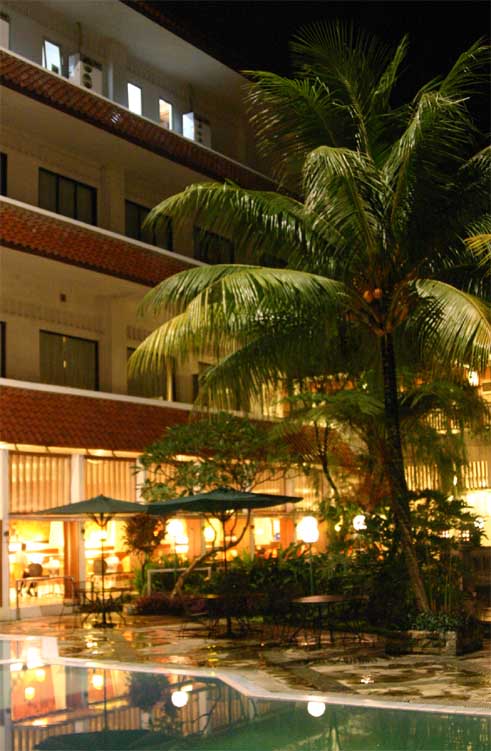 �T���b�N�z�e��