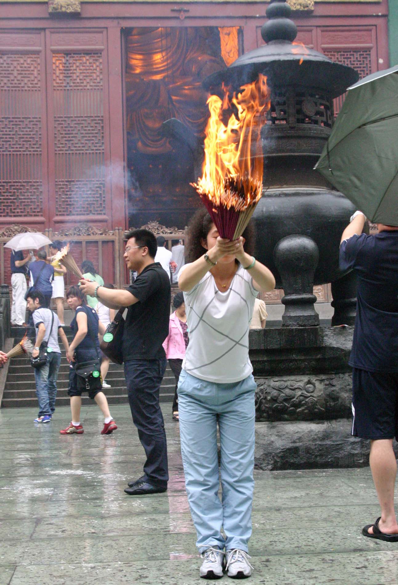 ��B���Q�q��