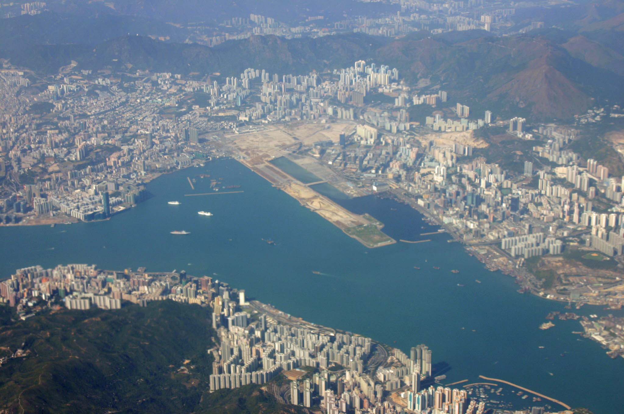 ����s���