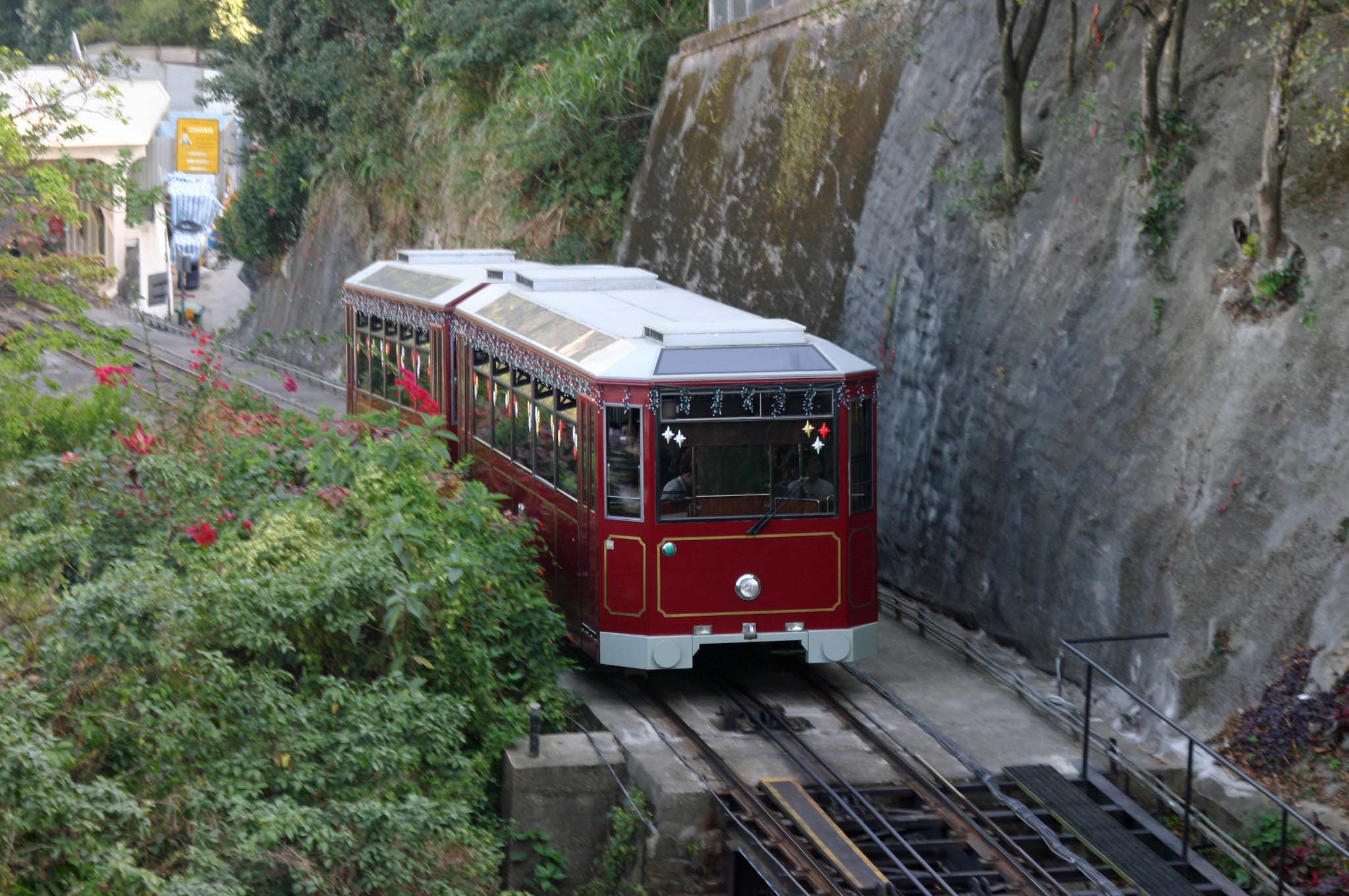 �P�[�u���J�[